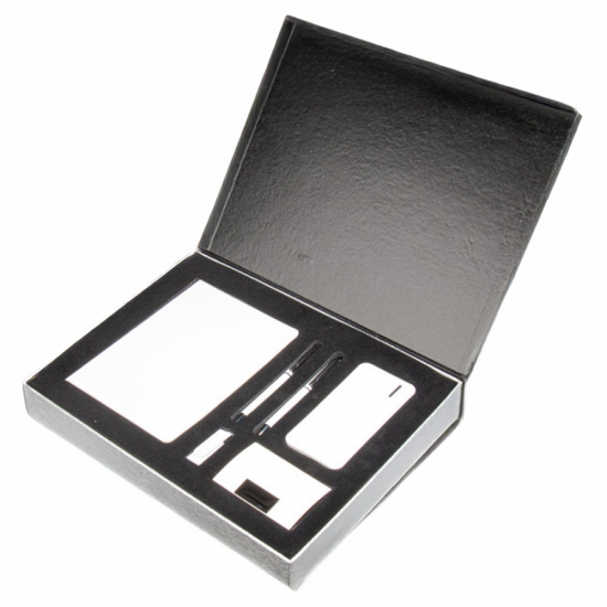 VIP Promosyon Seti – Defter, Powerbank, Kalem, USB, Kartvizitlik Özel tasarım VIP promosyon hediyelik set – Defter, powerbank, roller ve tükenmez kalem, kartvizitlik, USB bellek içerir.